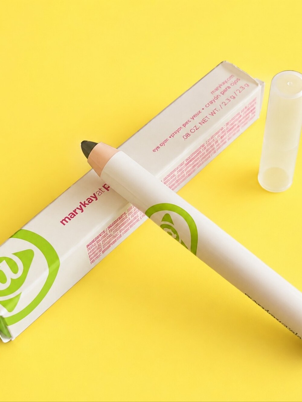 Discontinued ✨️Mary Kay @ Play Green Tea Eye Crayon✨️